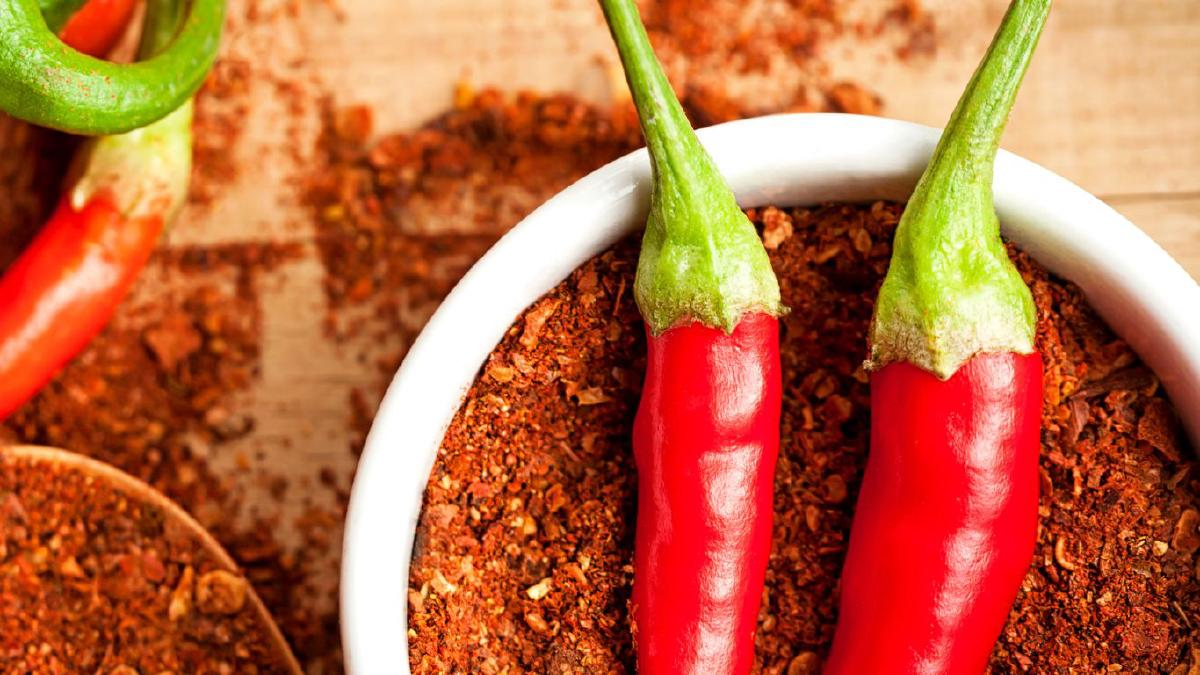 Kajenská medová pasta a 7 důvodů, proč si jí koupit